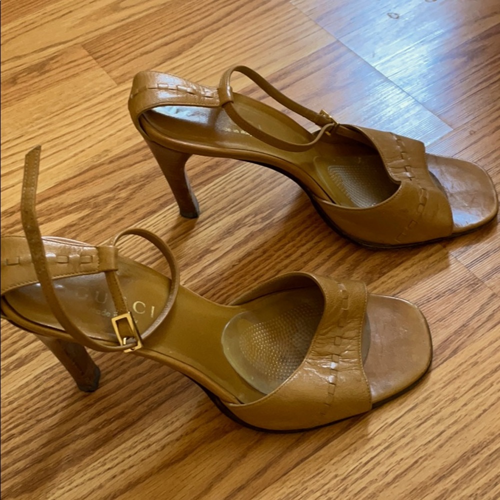 Gucci heels size 7.5